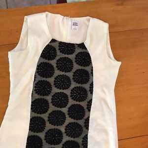 Vero Moda , straight cut,  dress w black mid lace